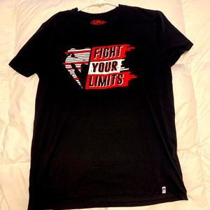 XXL men’s venum T-Shirt. Athletic fit